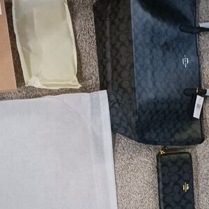 Signature Tote Purse in Black/Charcoal With Wallet